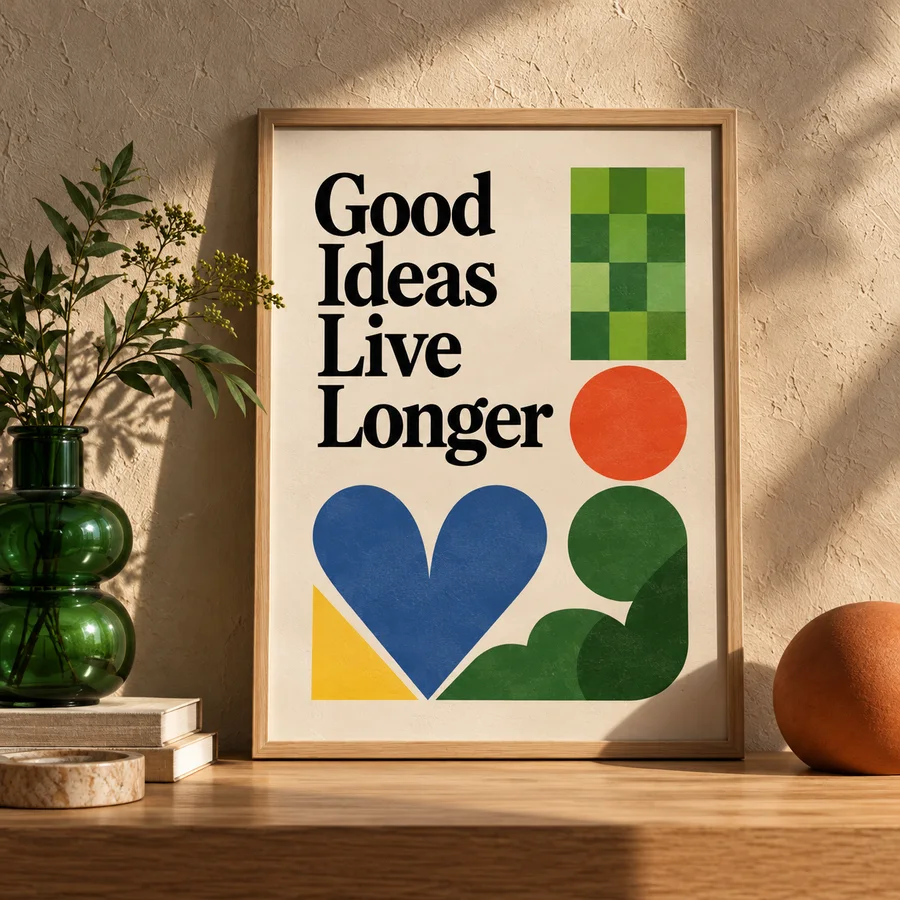 Ein farbenfroher Grafikdruck in einem Kreativstudio